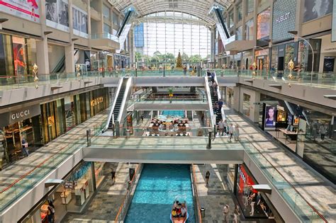 marina bay sands shops